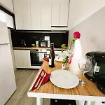 Apartamento Old Town Oasis - Ap 10 *