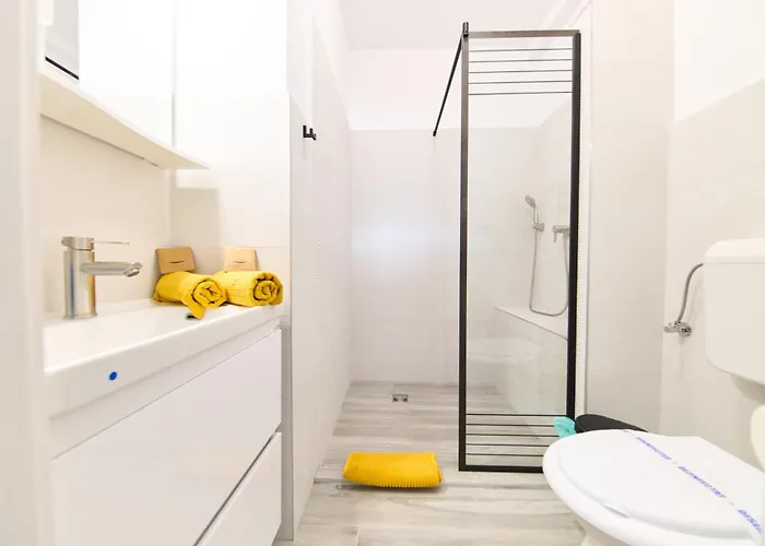 Old Town Oasis - Ap 10